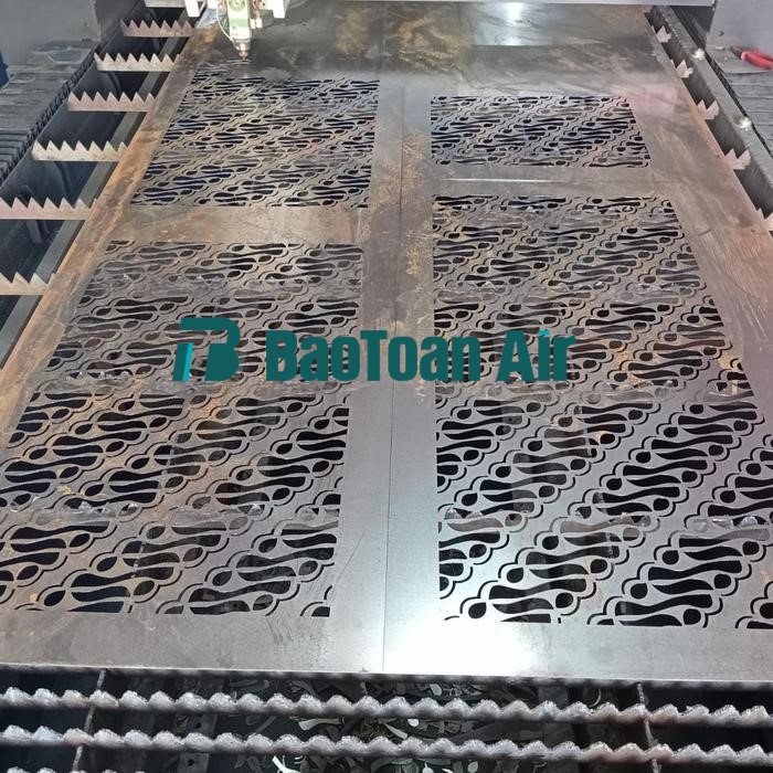 Vệ sinh vật liệu để tránh bị đen khi cắt Nito máy laser