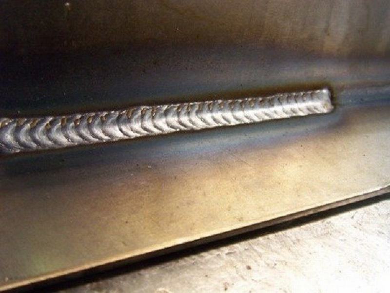 Ưu điểm khi sử dụng bình khí CO2 trong hàn MIG giúp mối hàn đẹp và chắc chắn