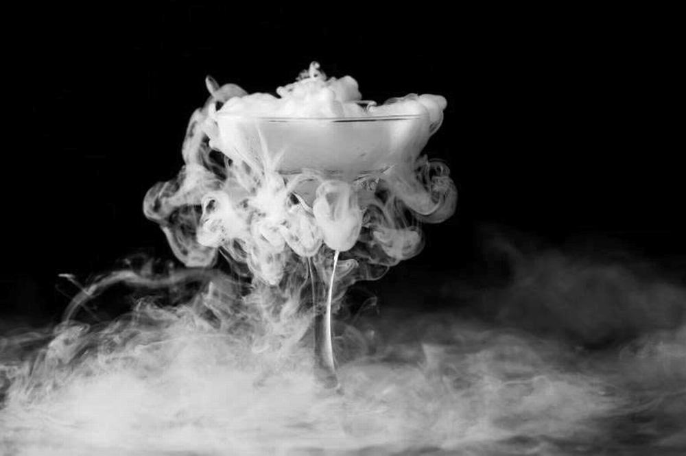 Sử dụng trong sản xuất kem lạnh, hiệu ứng tạo khói